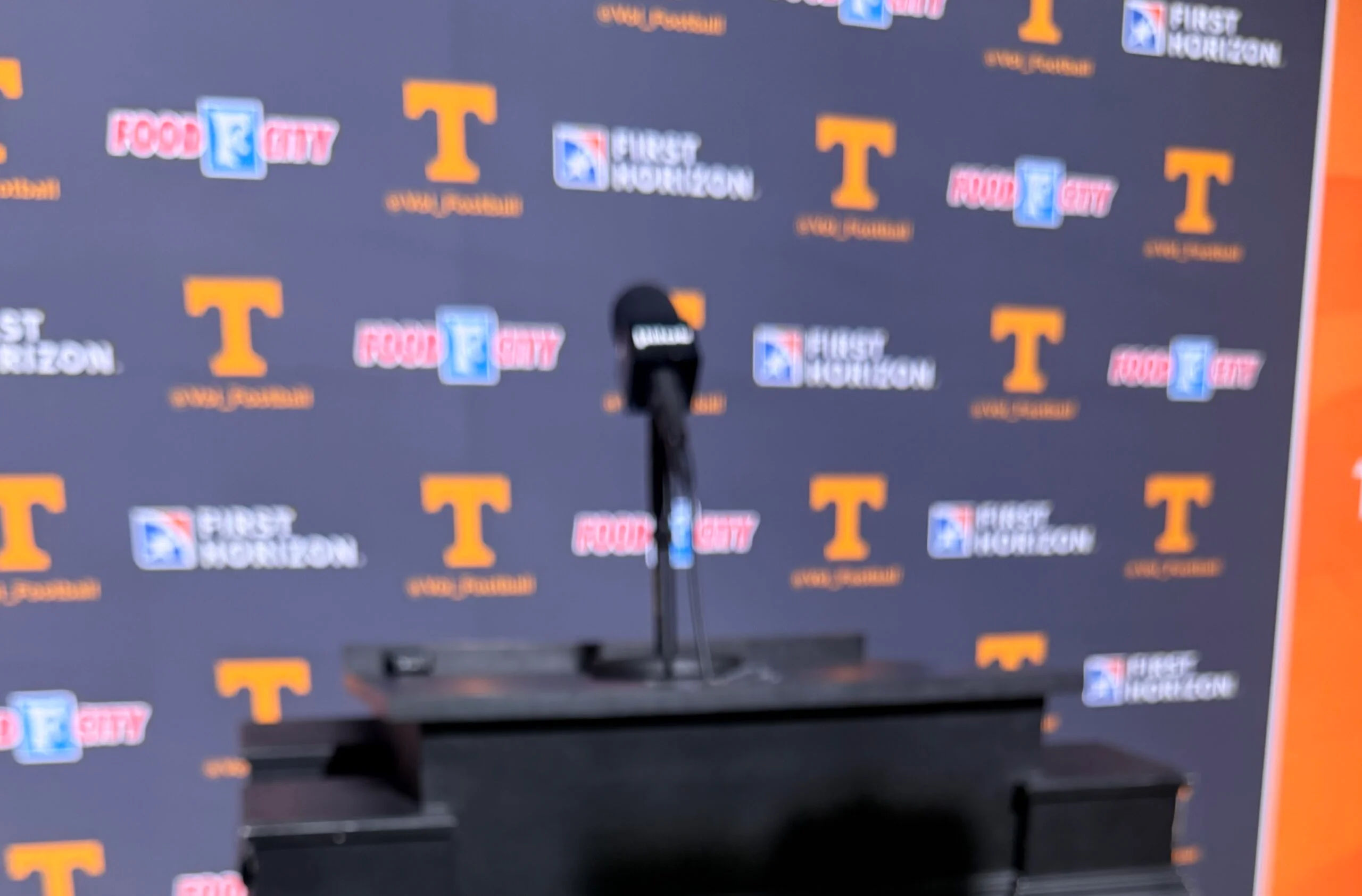 Tennessee Football Is 2-0, But Nobody Is Getting a Pass