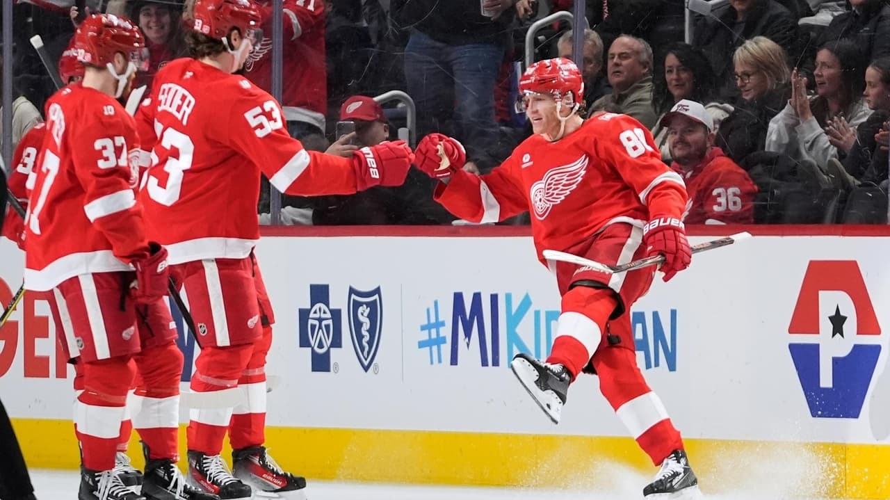 Kane takes sole possession of 4th place on U.S.-born career goals list in Red Wings' win over Flames - Newsday