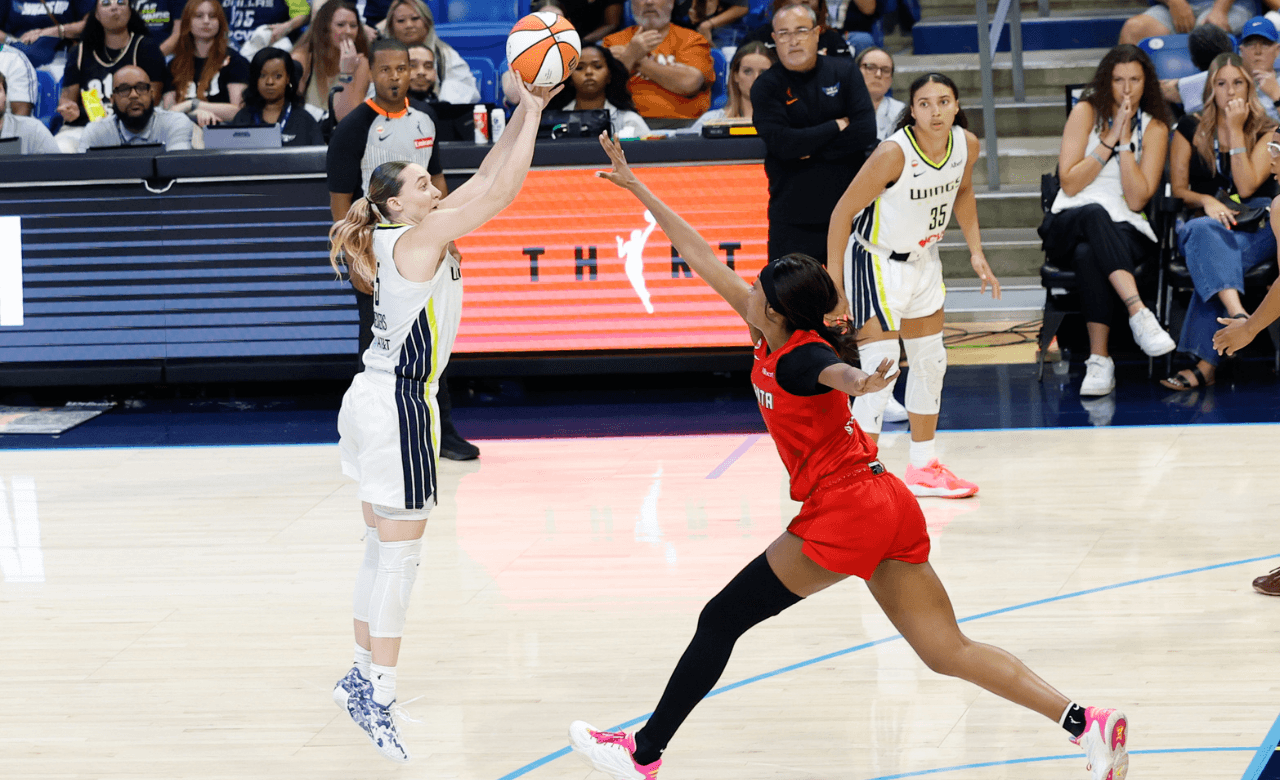 "Let's Get Negative": WNBA Fans Fired Up After Paige Bueckers and Angel Jaw At Each Other Following 1v1 Action Under The Rim | College Sports Network
