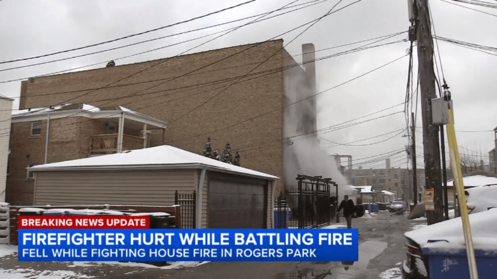 Chicago firefighter critically hurt in Rogers Park fire - Daily Dispatch