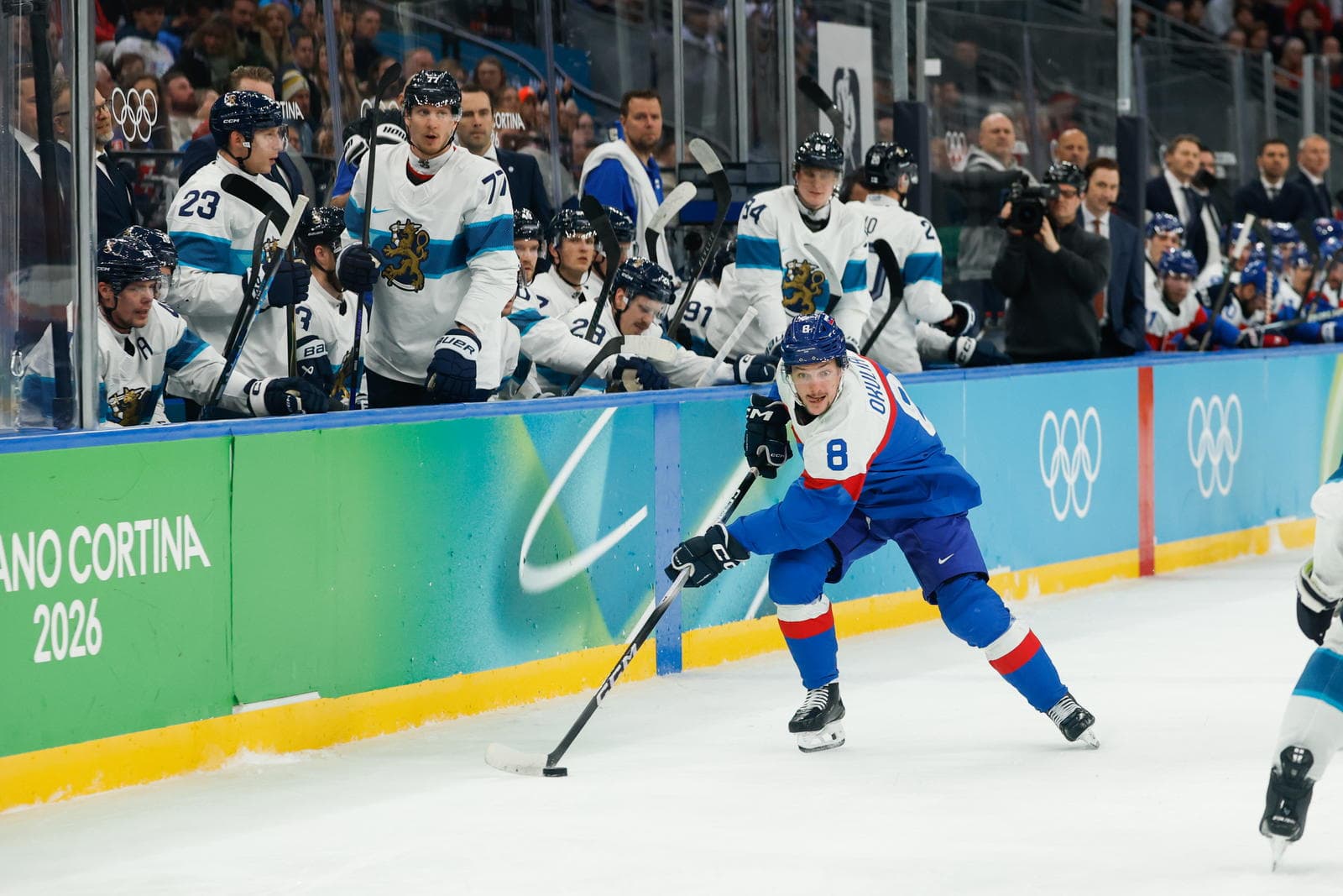 OFFICIAL: Penguins, Newest Trade Acquisition Finalize Contract For 2026-27 Season