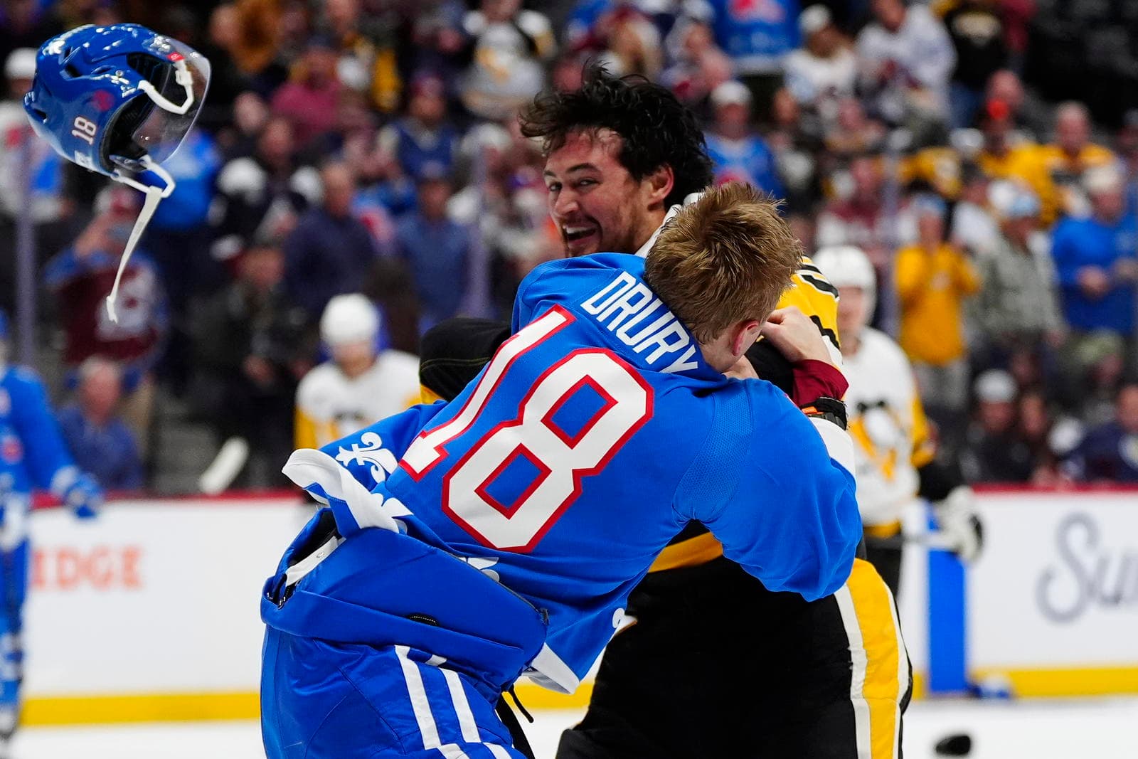 Malkin Sparks Penguins’ 7–2 Rout Of Avalanche