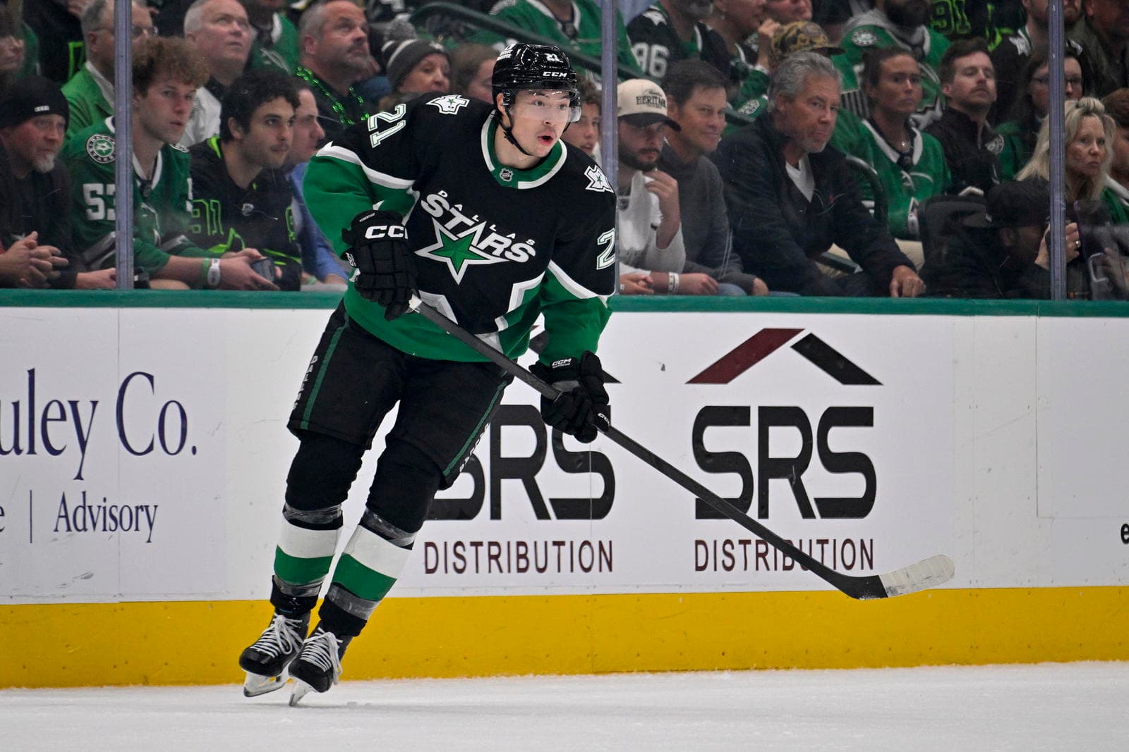 Former Seattle Rumored Trade Target Signs With Dallas Stars