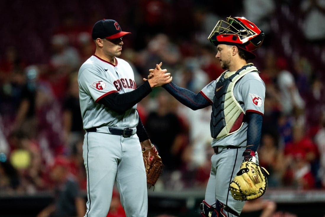 Guardians, D-backs feeling heat of their respective wild-card chases - Field Level Media - Professional sports content solutions | FLM
