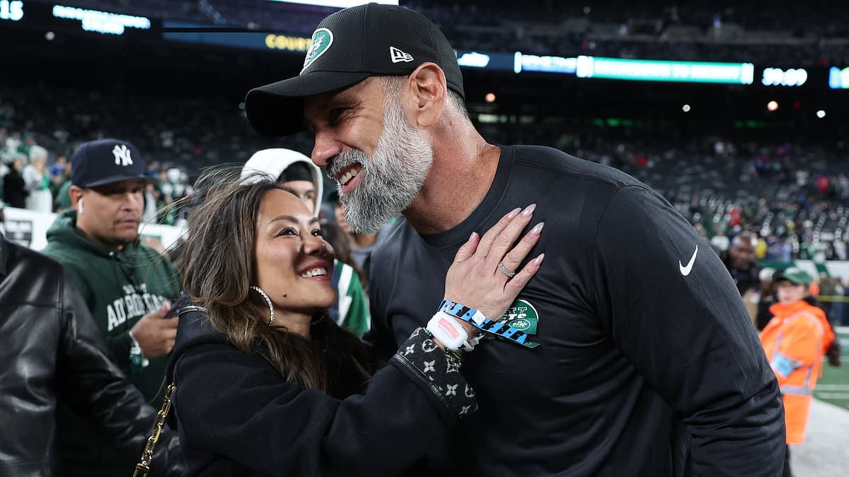 Atlanta Falcons reveal tragic death of defensive coordinator Jeff Ulbrich's wife after cancer battle | Daily Mail Online