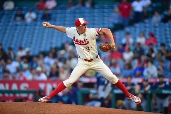 Tight defeat against Angels assures Mariners of losing season - NewsBreak