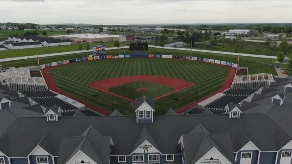Michigan and Michigan State set to play baseball game at Turtle Creek Stadium - NewsBreak