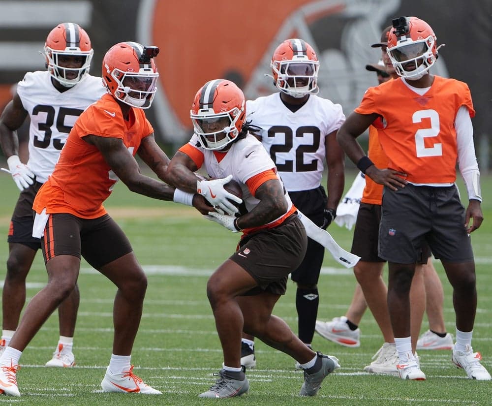 'Who Will Start': Cleveland Browns NFL Insider Wonders Who Will Win the 2026 Starting Quarterback Job