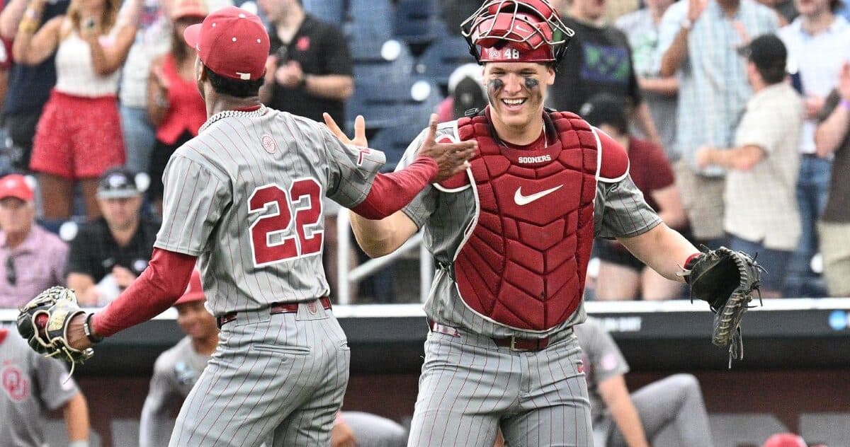 LIVE MCWS Game Thread: OU vs. Georgia, winner's bracket