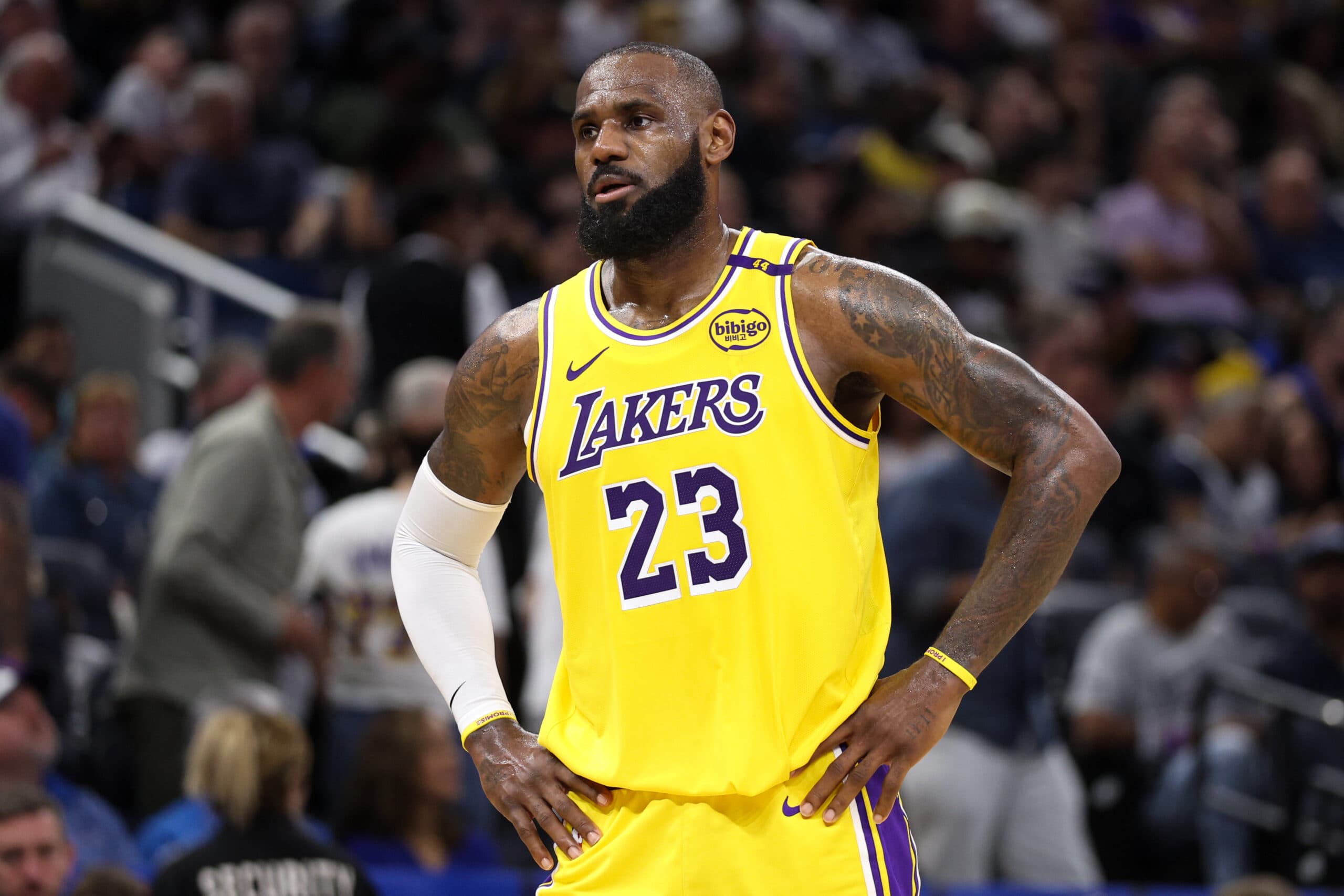 Lakers dominate Rockets 98-78 to Advance to Western Conference Semifinals - On Tap Sports Net