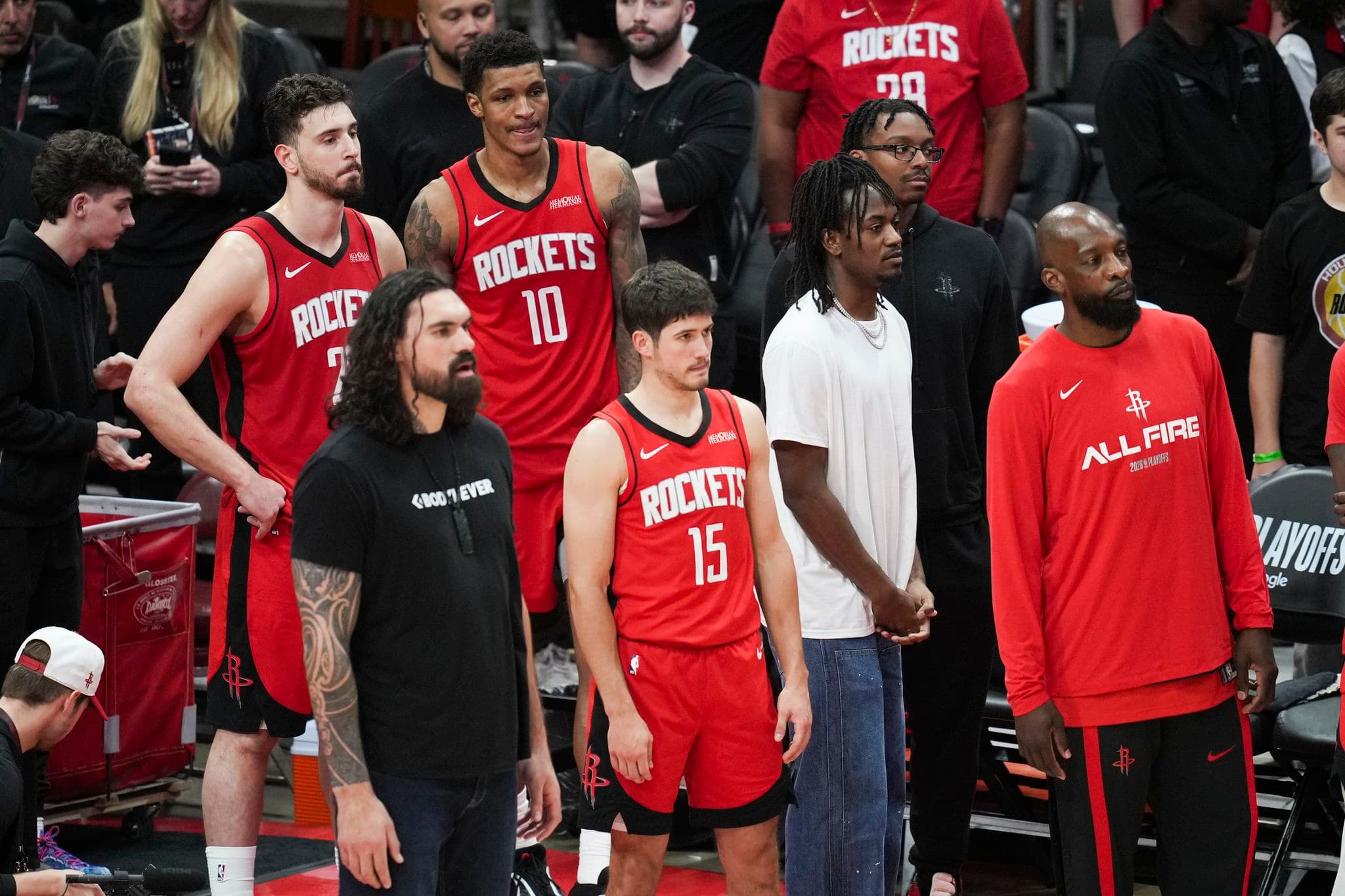Lakers 98, Rockets 78: Houston's season ends in Game 6 of first round