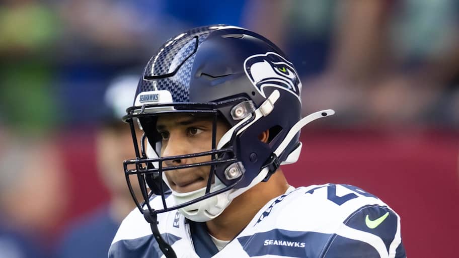 Seahawks first-round draft pick foreshadows Zach Charbonnet's exit from Seattle - Yahoo Sports