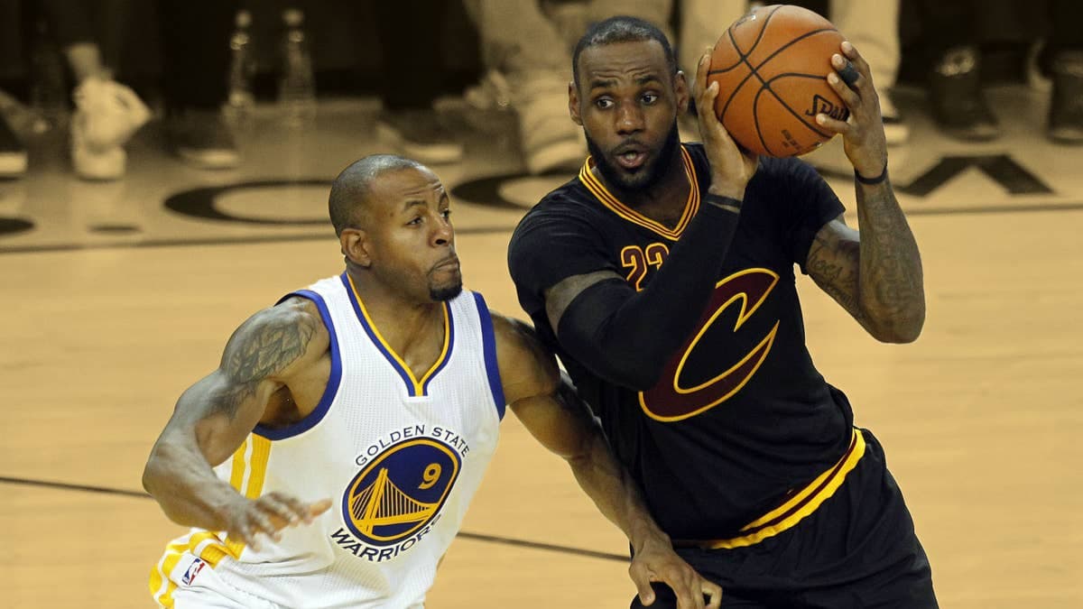 "Like somebody got shot" - Andre Iguodala recalls the "sonic boom" of LeBron James' 2016 NBA Finals Game 7 block - Yahoo Sports