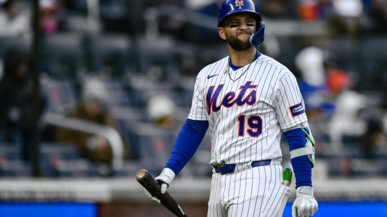 Former MLB general manager shows why Blue Jays were geniuses for letting Bo Bichette walk after latest report - Yahoo Sports