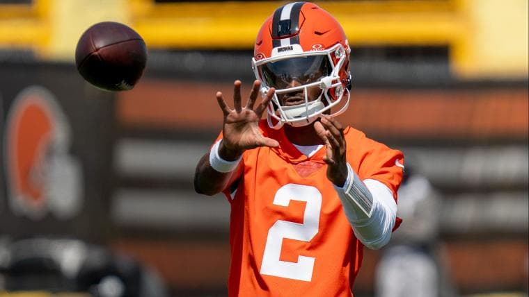 Cardinals deemed potential Shedeur Sanders trade partner for Browns because of Carson Beck - Yahoo Sports