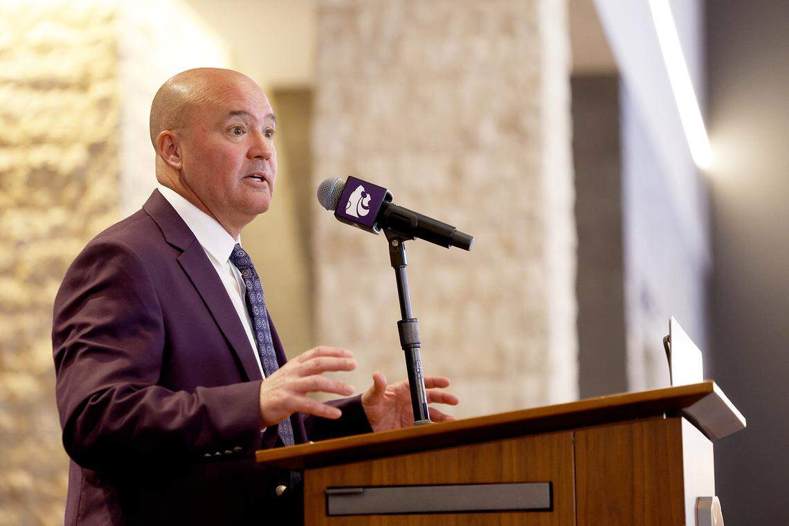 Casey Alexander explains how K-State basketball is recruiting ‘on a budget’ - Yahoo Sports