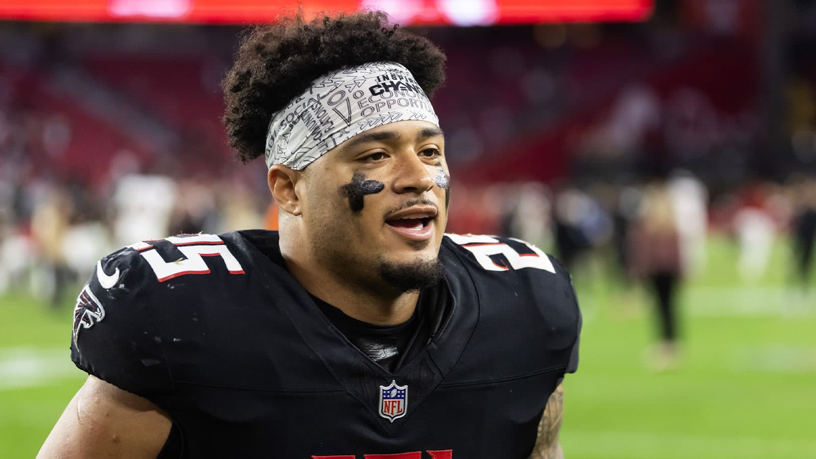 Cardinals news: Tyler Allgeier breaks silence on Jeremiyah Love competition