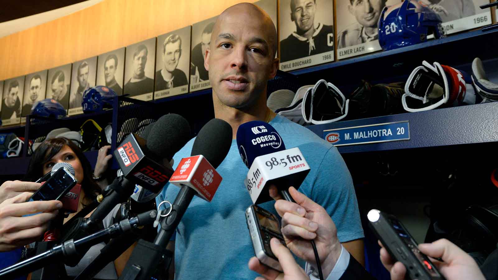 Canucks news: Vancouver signs defenceman to one-year contract extension