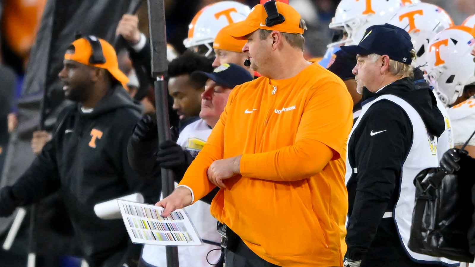 Tennessee football news: 2027 RB picks Volunteers over USC, Florida State