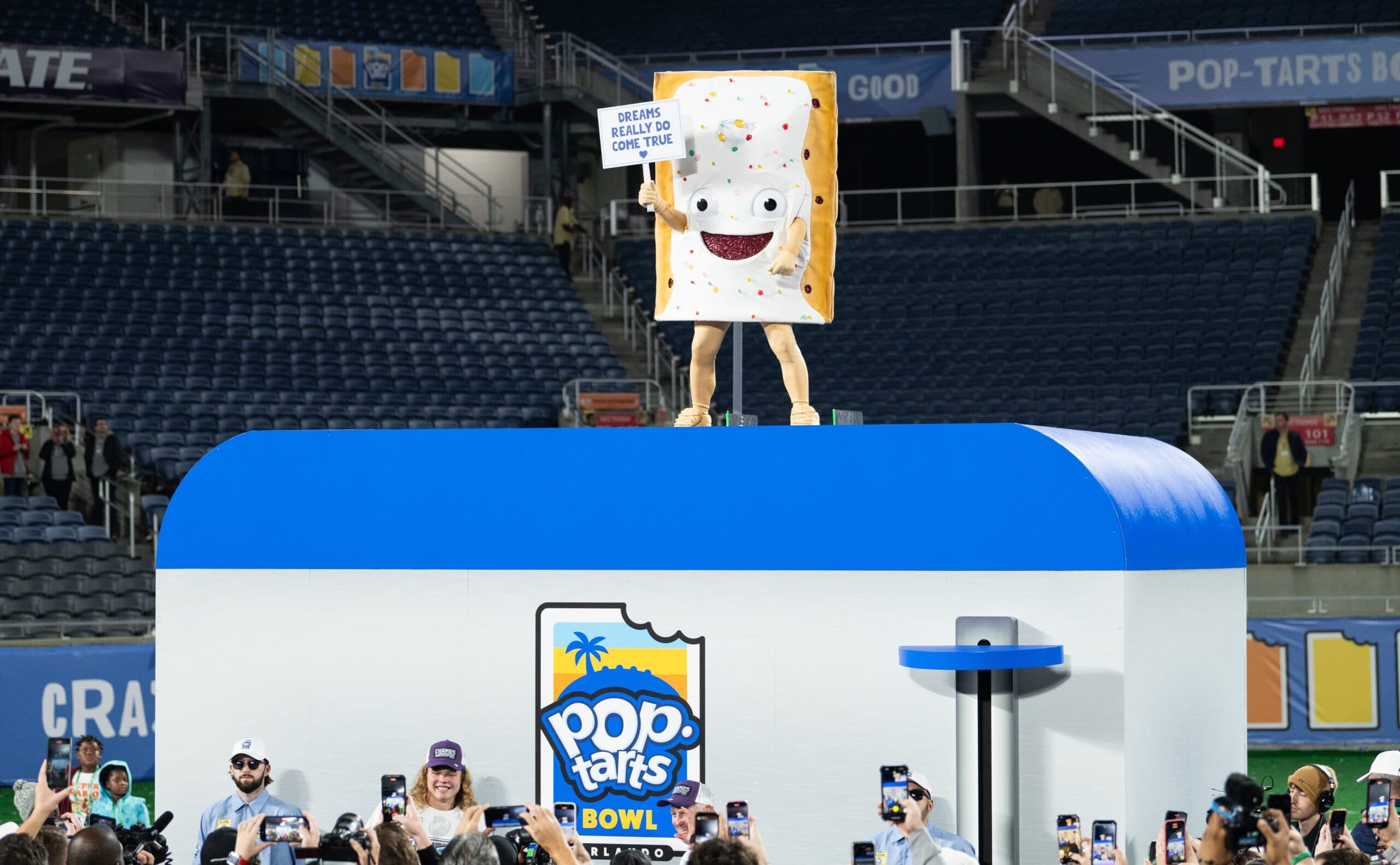 Pop-Tarts Bowl posts perfect reaction confirming it will remain among CFB bowl lineup - Saturday Down South