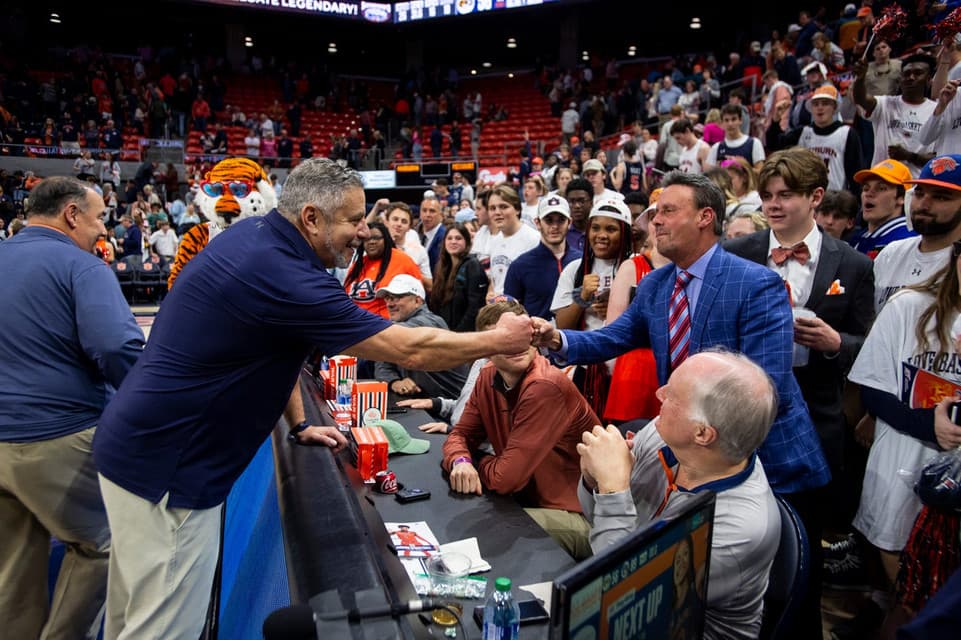 Laid-off Karl Ravech still calls MLB game for ESPN & has future assignments