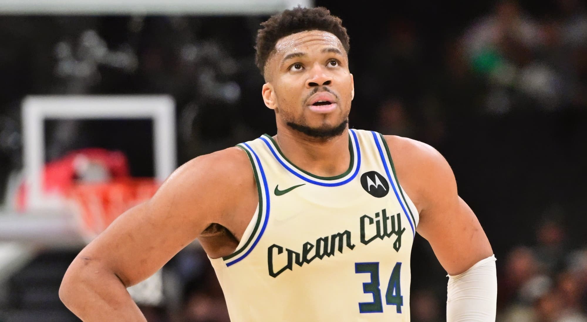 Giannis Antetokounmpo’s Future in Milwaukee Reportedly Taking a Dramatic Turn as Trade Buzz Intensifies