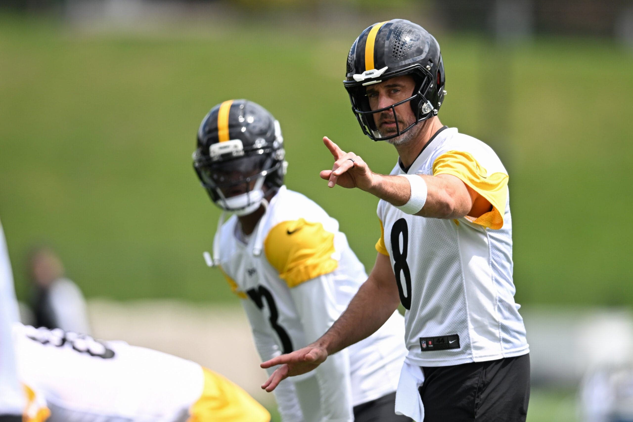 Steelers training camp day 2 takeaways: Aaron Rodgers is on fire through first 2 days as quarterbacks steal the show in Latrobe