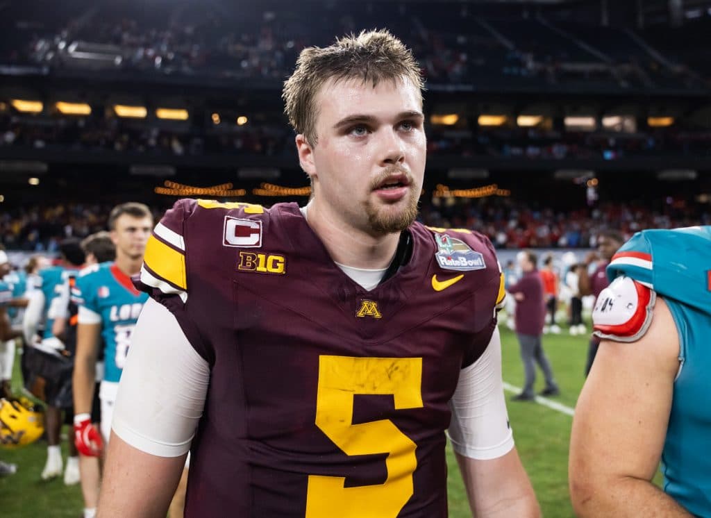 Fans Slam “Draconian Rules” as Minnesota QB Drake Lindsey Gets Arrested for Minor Charge | College Sports Network
