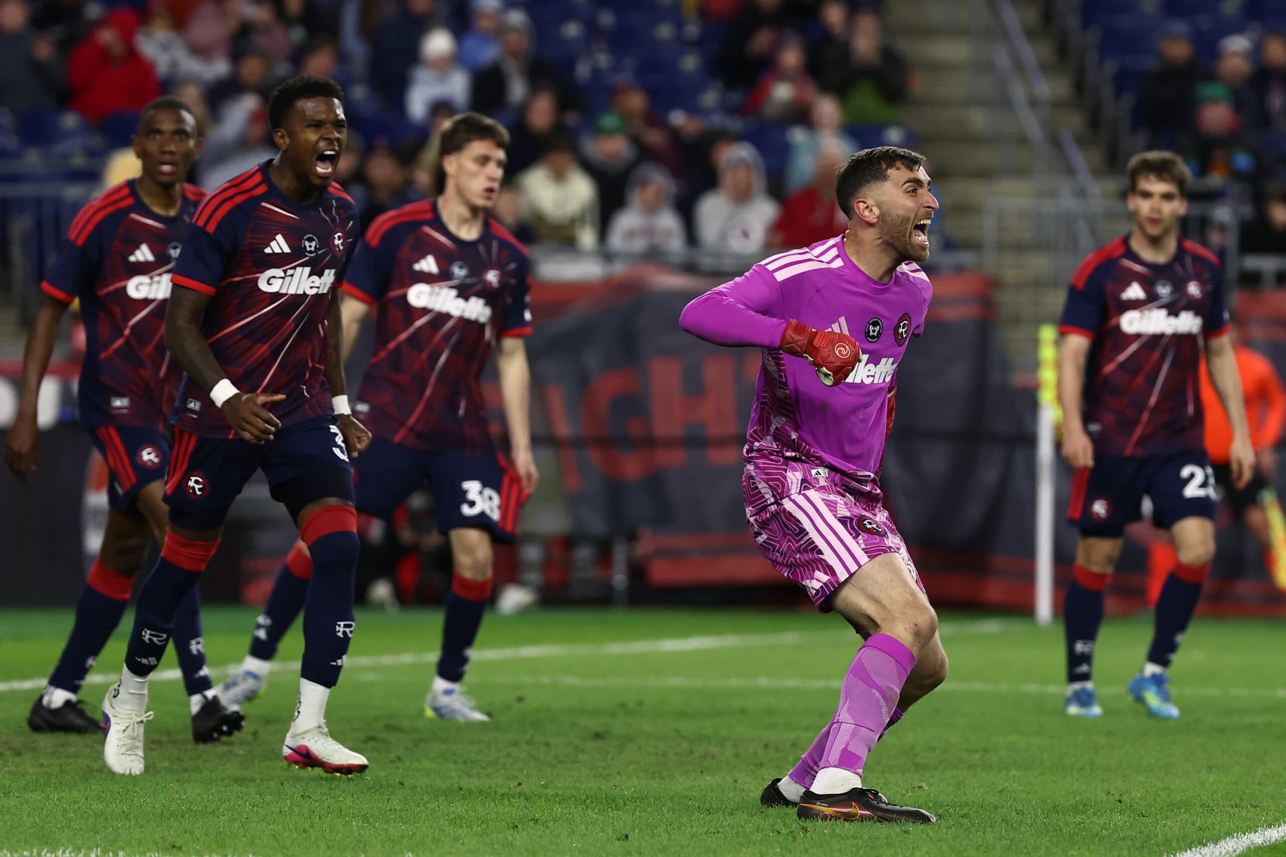 Which 7:30pm MLS Game Should You Watch? - HOOLIGAN SOCCER