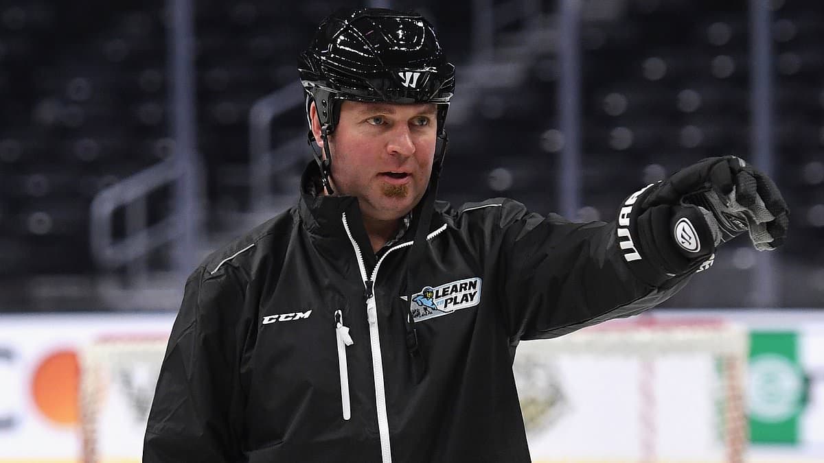 Ex-NHL star and Team Canada world champion dead at 47 after 'short illness': Hockey world pays tribute | Daily Mail Online