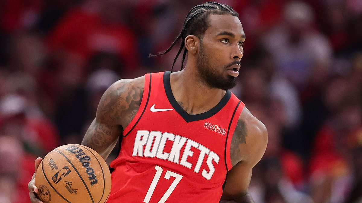 NBA star claims ex-girlfriend ruined his $92K wardrobe with bleach and threatened to kill him in bombshell legal filing | Daily Mail Online