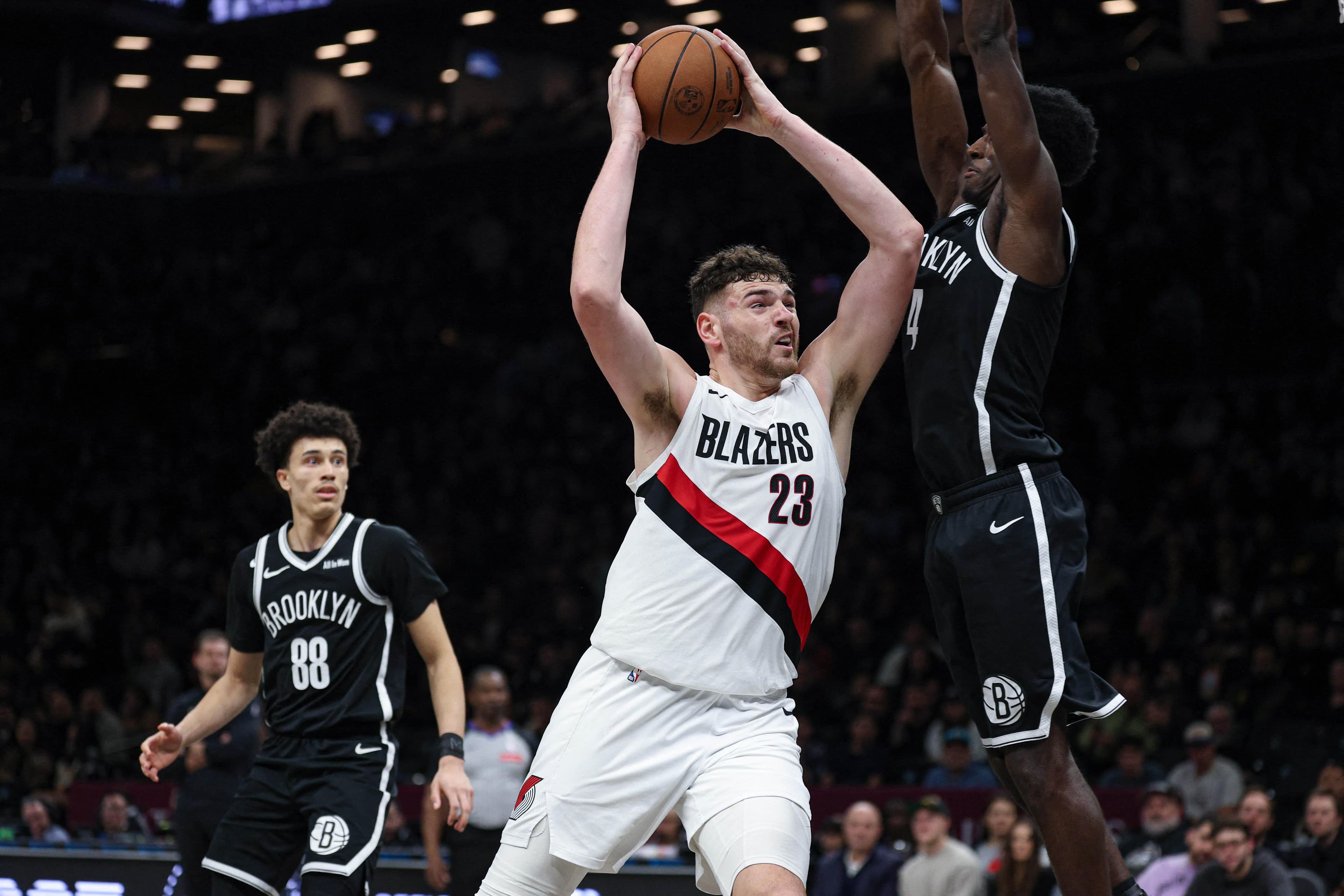 NBA: Blazers cruise to wire-to-wire win over floundering Nets | GMA News Online