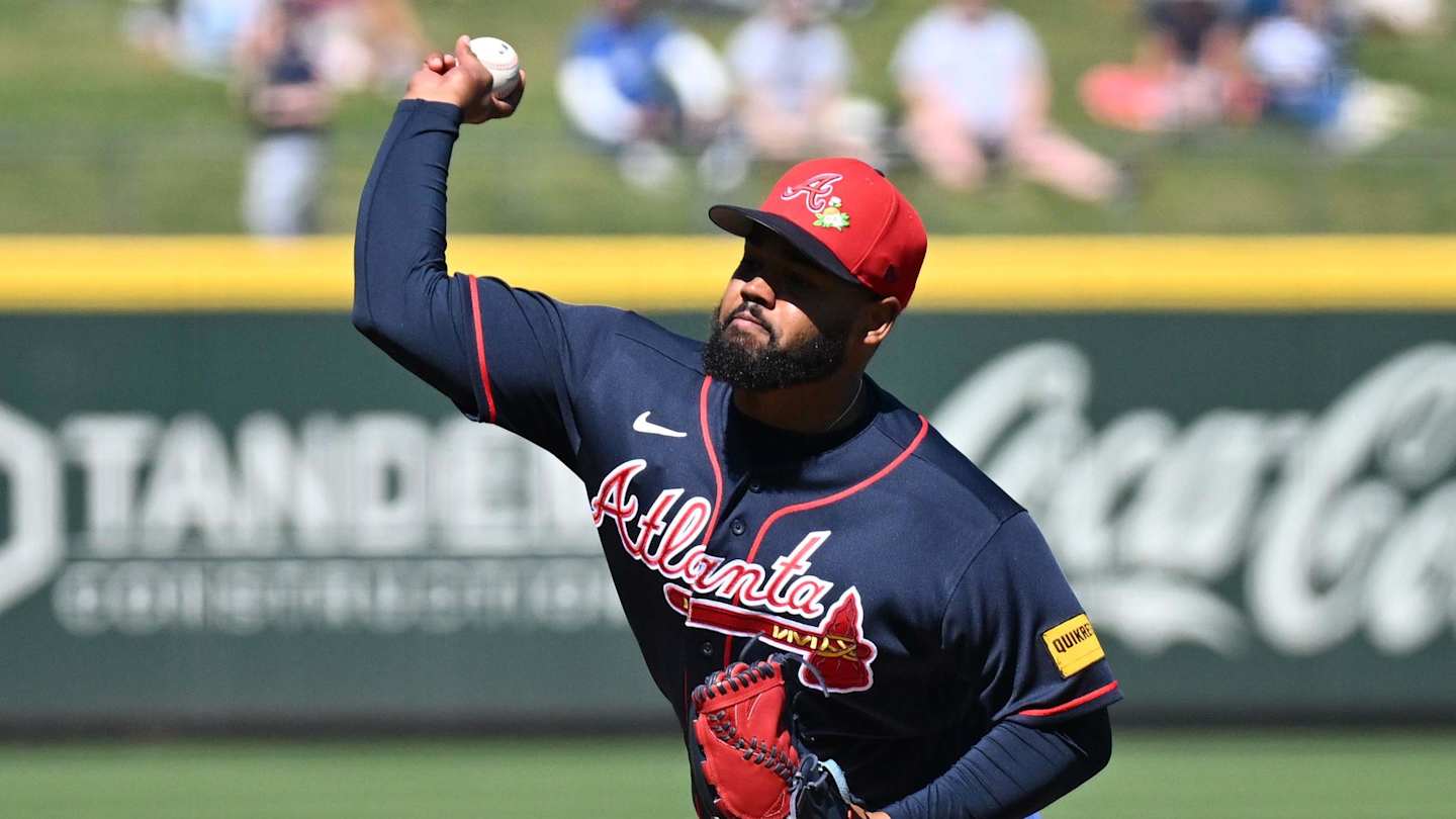 Braves Must Be Strict with Managing Reynaldo López's Health