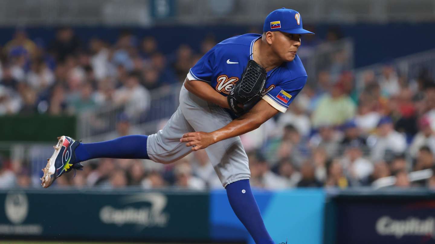 Red Sox Reportedly Have Ranger Suárez 'Concerns' for Opening Day