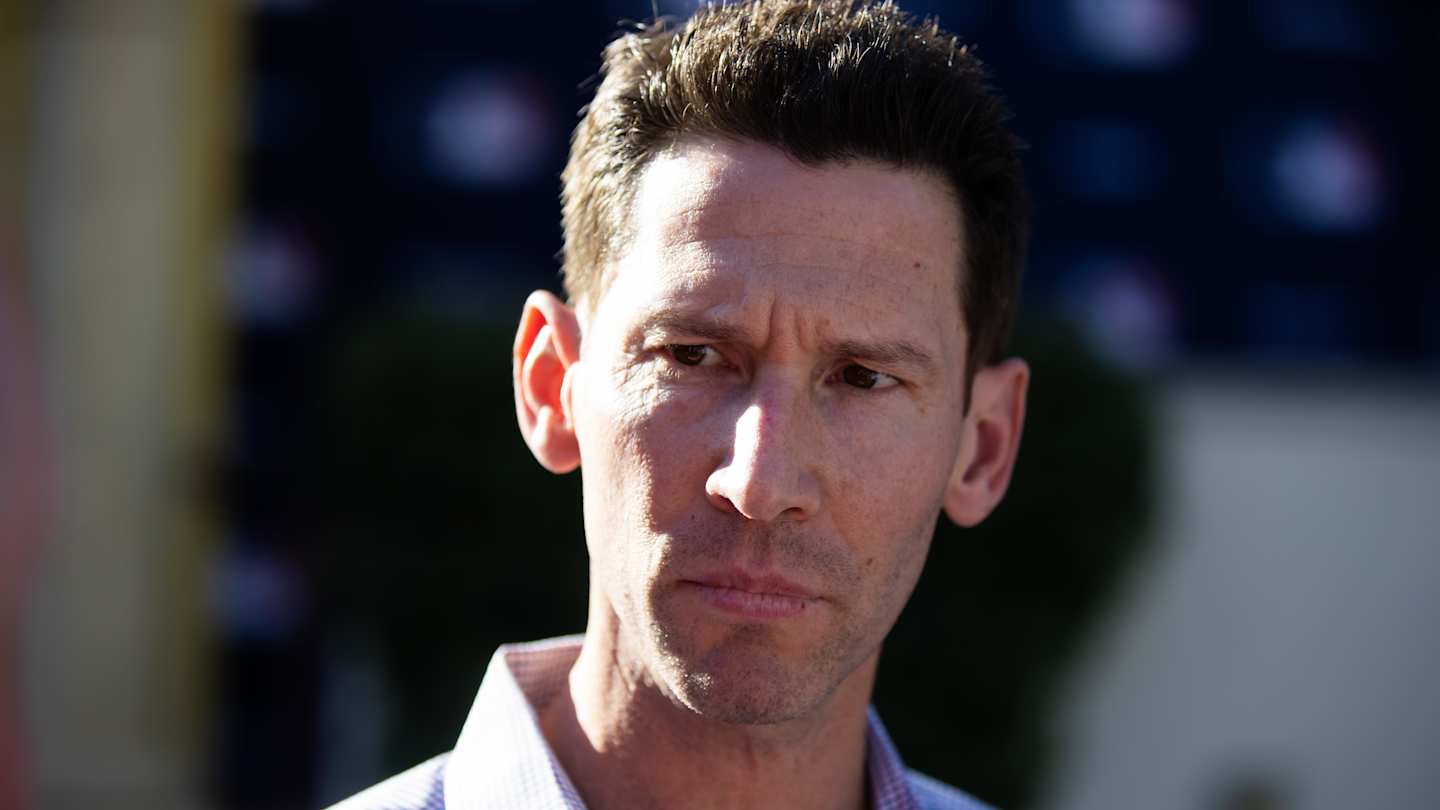 Former Red Sox Star Unmasks Himself As Man Behind Viral Craig Breslow Diss