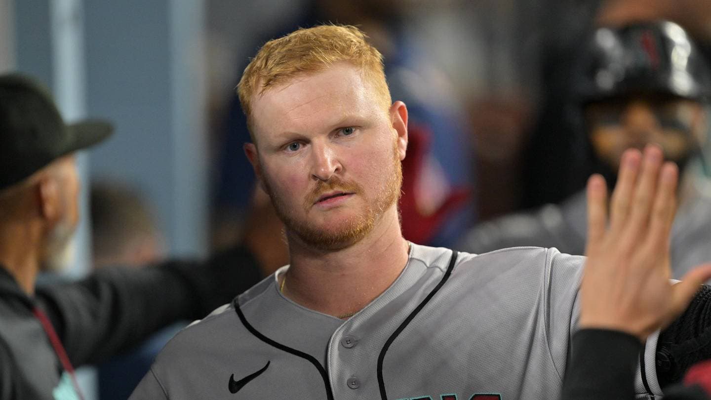 Pavin Smith's Diamondbacks Roster Spot Isn't Safe Yet