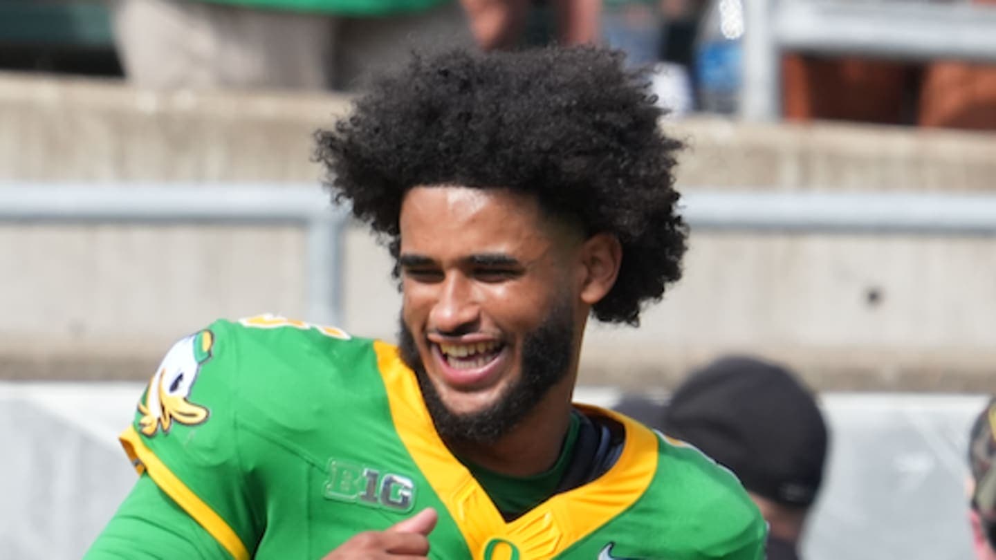 Dante Moore Not Throwing At Oregon Pro Day Raises Questions