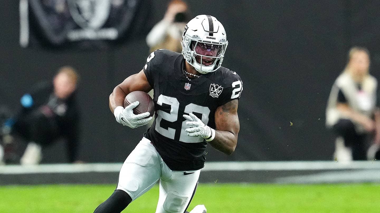 Texans Work Out Two RBs, Including Former 700-Yard Rusher