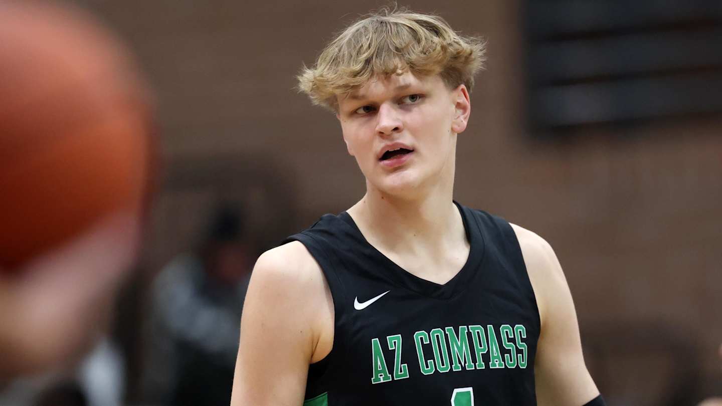 Can John Calipari's Freshmen Get Arkansas Past the Sweet 16?