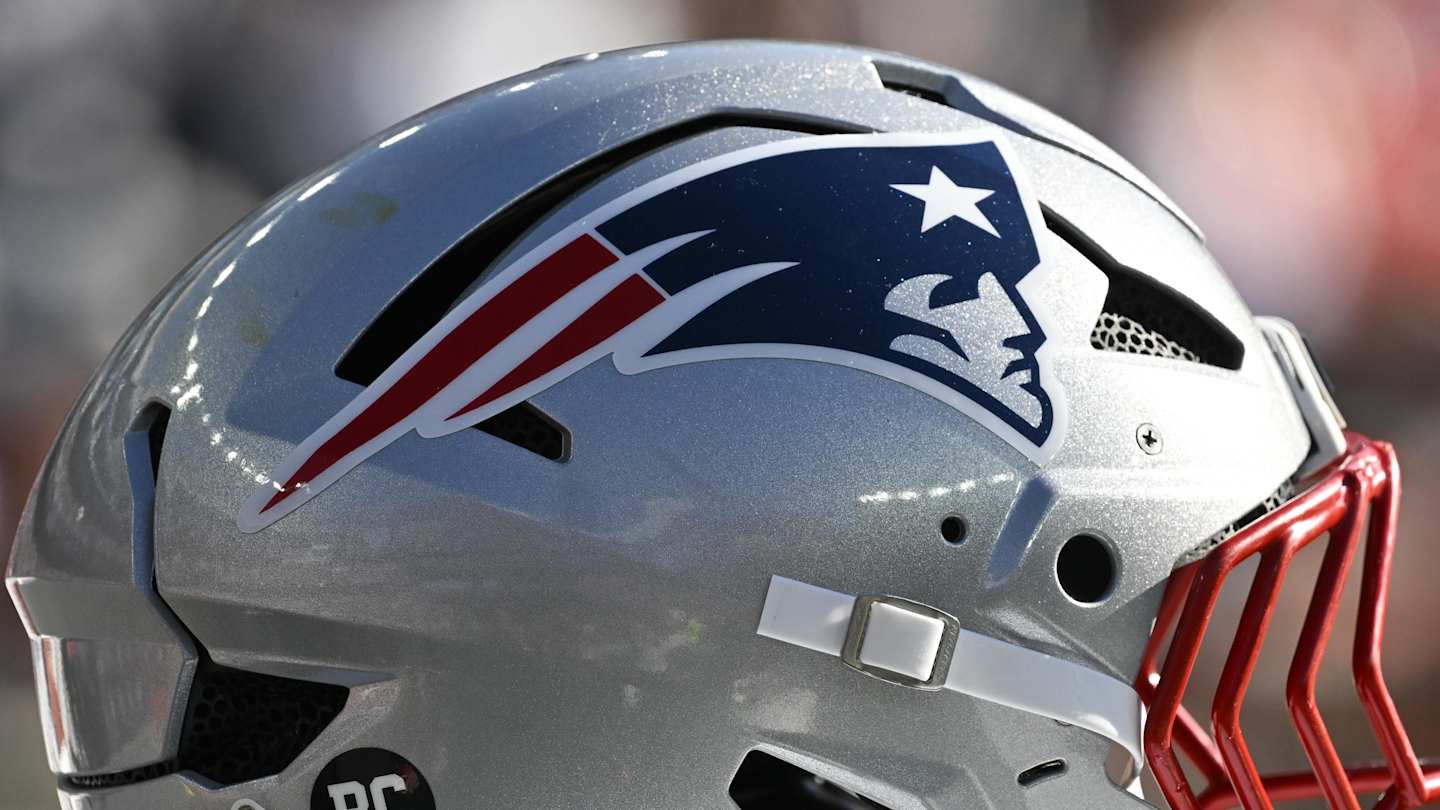 Patriots' Terrell Williams Receives Coaching Staff Promotion