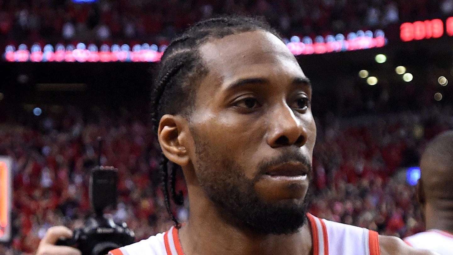 Raptors Urged to Trade For Kawhi Leonard Again