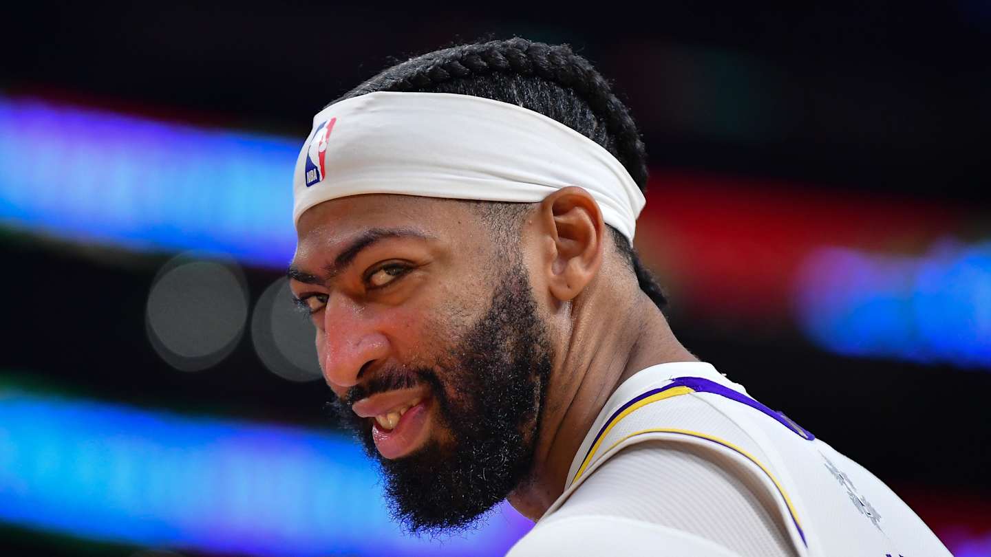 New rumor opens door for Lakers' dream Anthony Davis reunion