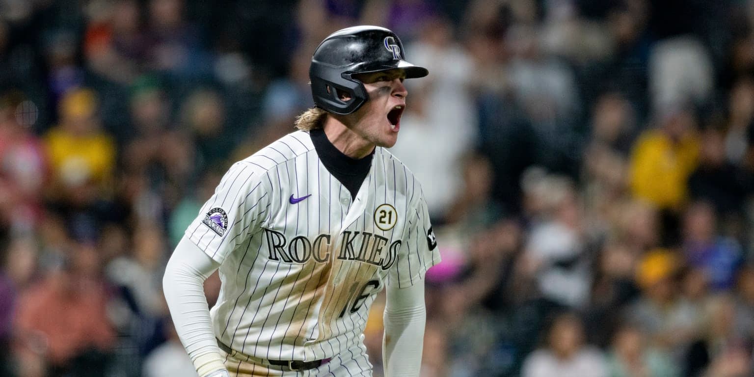 Carrigg passes up chance at cycle for 2nd HR in 'at-bat of the year'