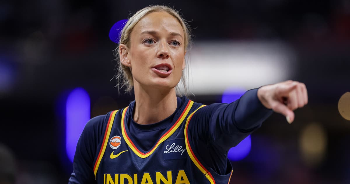 Fever do not answer questions about pro-Cunningham rally ahead of 105-95 win against Storm