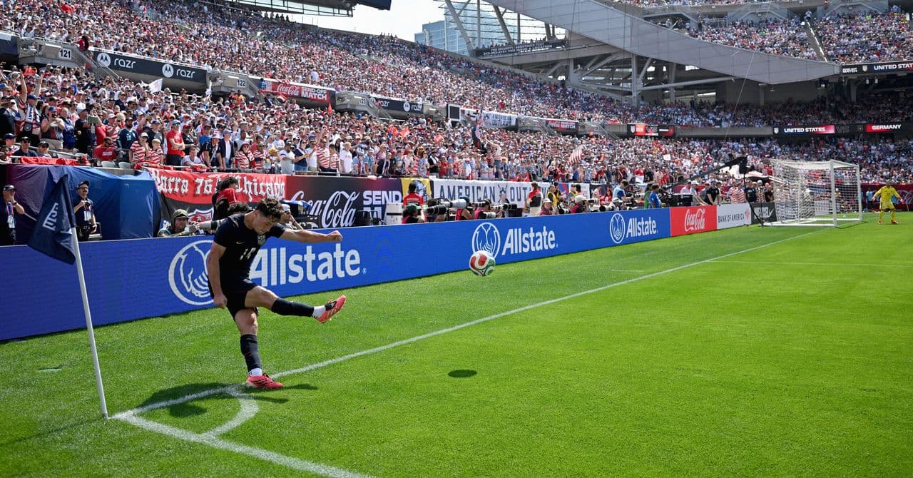 How Can Football Players Bend Their Shots in Midair? | WIRED Middle East