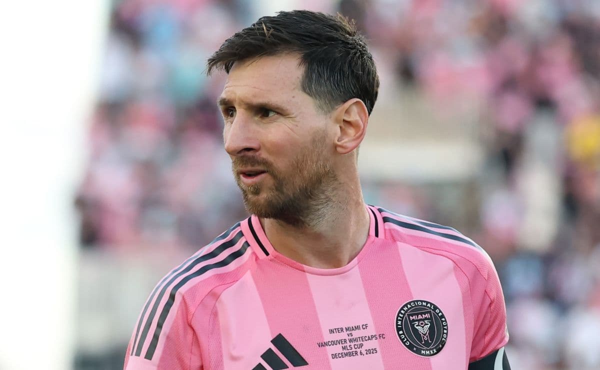 Report: Inter Miami set to boost Lionel Messi's squad with 18-year-old Argentine through 2026 MLS season - World Soccer Talk
