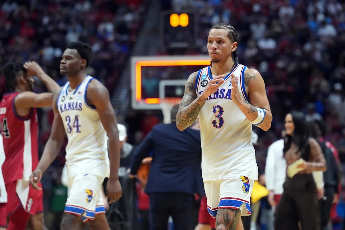 Kansas basketball set for two Big Monday showdowns - Yahoo Sports