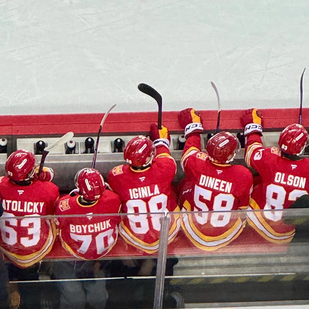 Calgary Flames Rookies Fall 6-1 to Edmonton Oilers in NextGen Game - Yahoo Sports