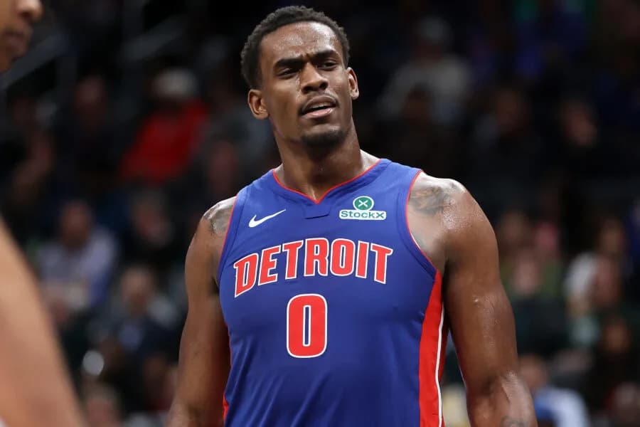 Jalen Duren Gets Urgent $190 Million Warning From Former NBA Center Amid Pistons Standoff - Yahoo Sports