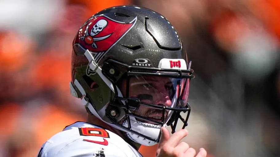 How Far the Buccaneers Fell in This Week's NFL Power Rankings - Yahoo Sports